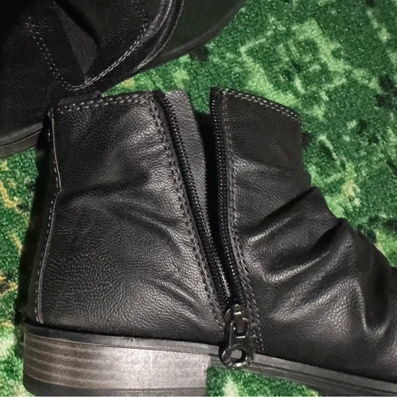 BOGO Sporto ‘Misty’ Black Ankle Boots - Picture 6 of 10